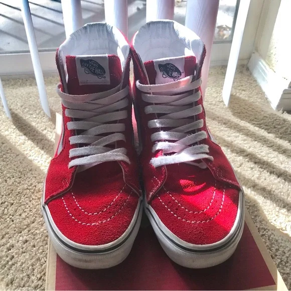 Women 8.5 Skateboarding Vans - Picture 1 of 4